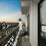 Canary Hotel