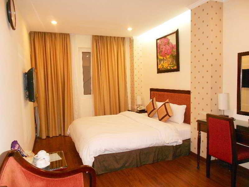 Hotel Canary