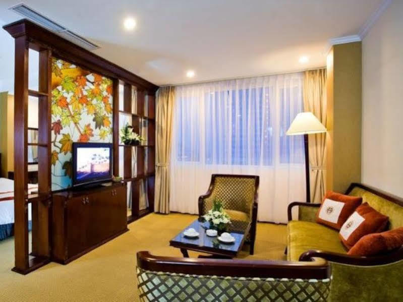 Canary Hotel 4*