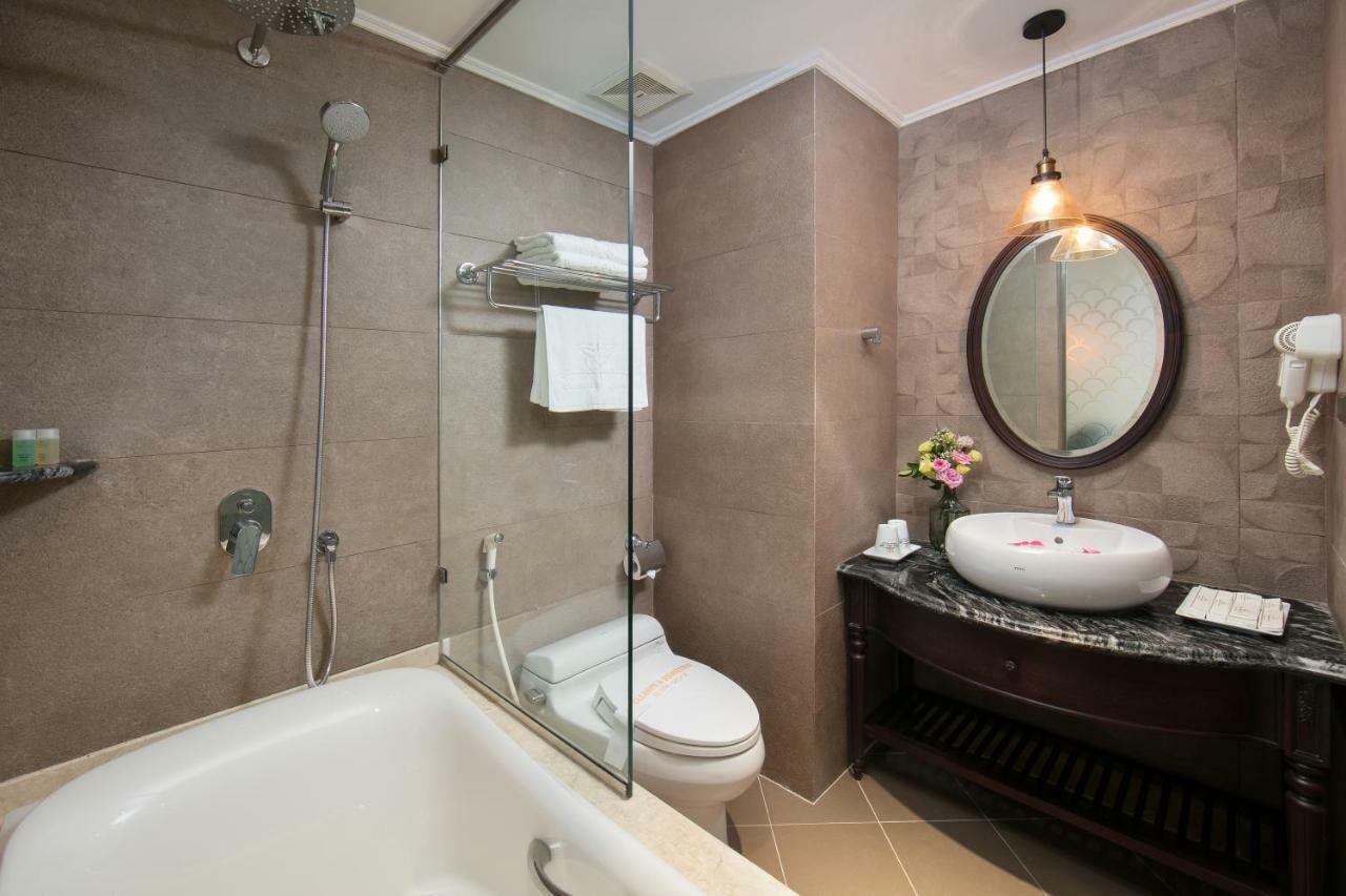 Canary 4* Hanoi
